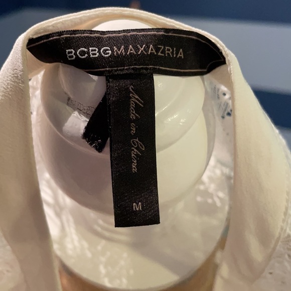 BCBG lace button up blouse/top Medium - Picture 6 of 9